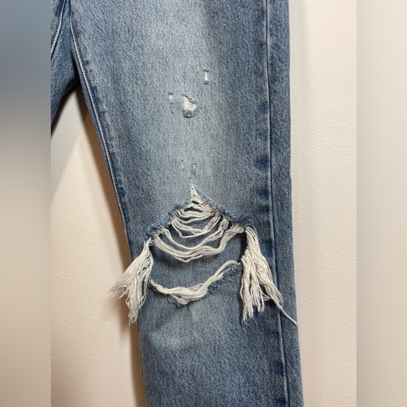 Levi's 501S Skinny Jeans Distressed Details Women's Size 26 - Picture 8 of 16